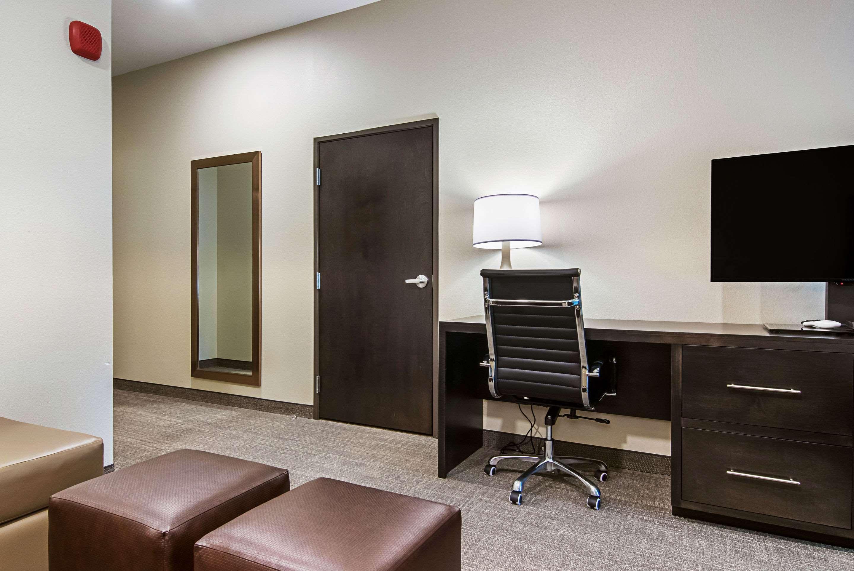 Comfort Suites Wooster Near University Campus Exteriér fotografie