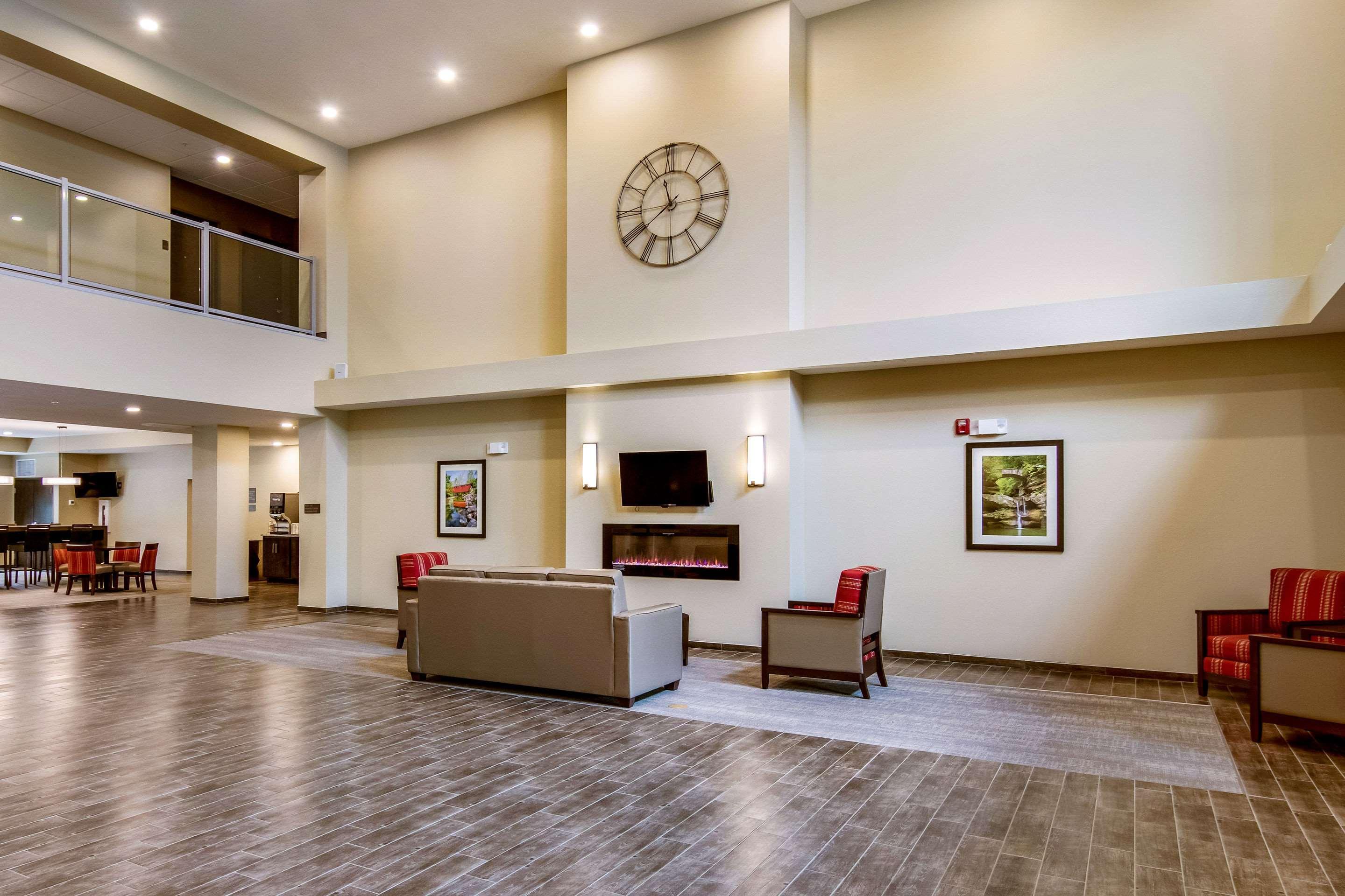 Comfort Suites Wooster Near University Campus Exteriér fotografie